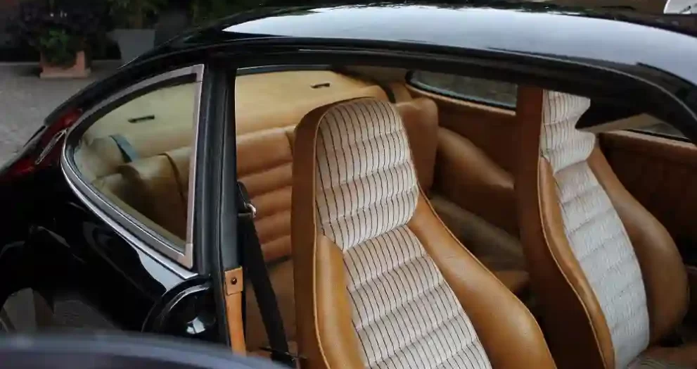 Porsche 718 Cayman Interior